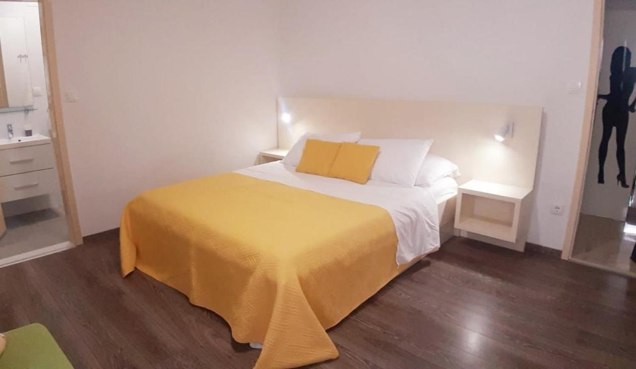House Merlin Baška Voda المظهر الخارجي الصورة
