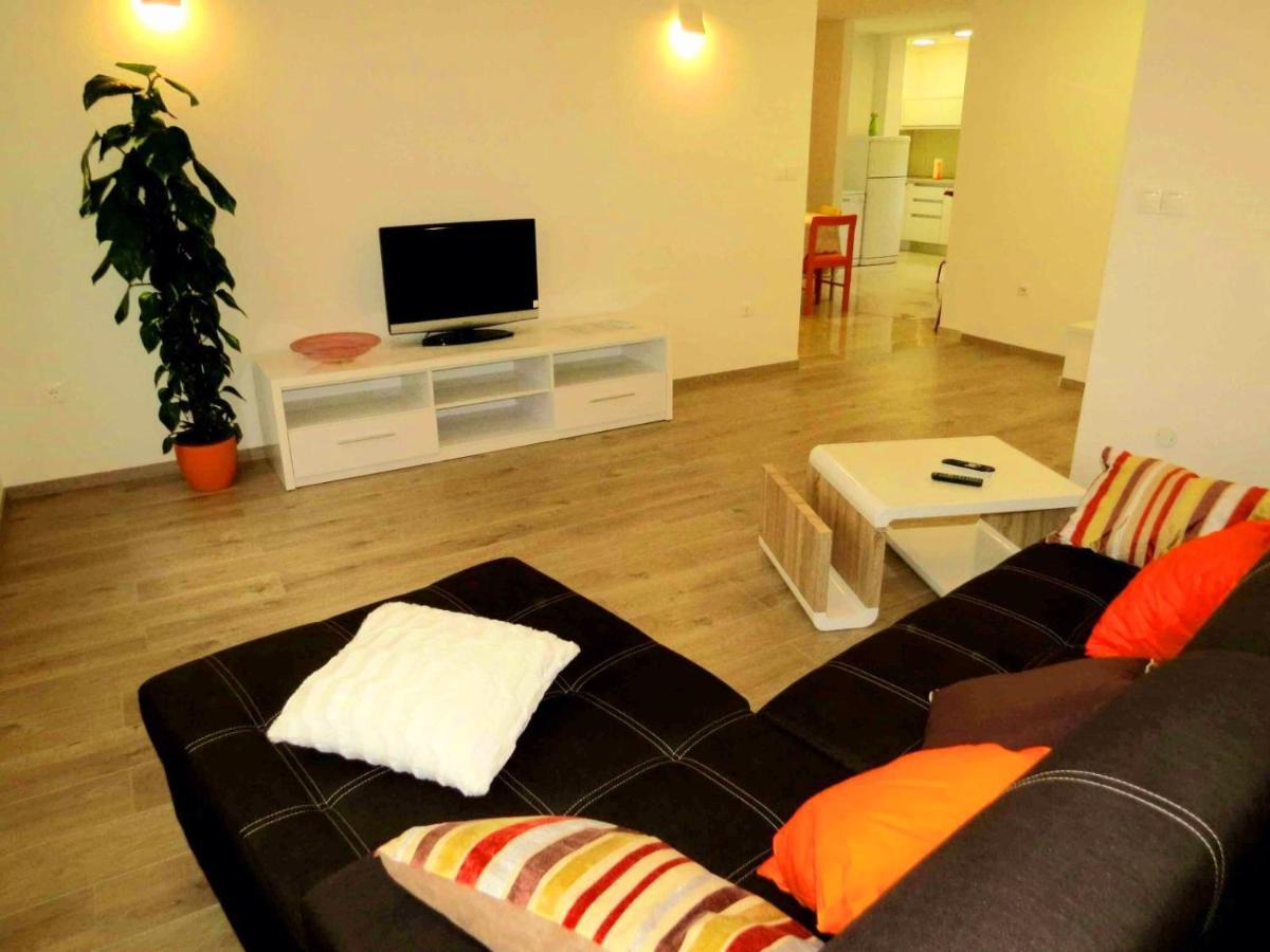 House Merlin Baška Voda المظهر الخارجي الصورة