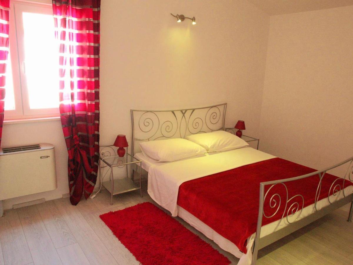 House Merlin Baška Voda المظهر الخارجي الصورة
